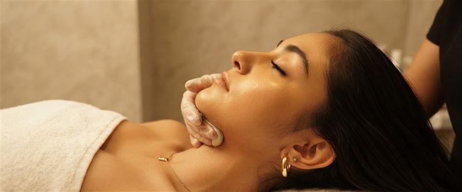 Facial Reducción de Doble Mentón en Nemiia Spa Condesa CDMX